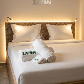 ZAYON HÔTEL ylang: Labattoir şehrinde bir otel