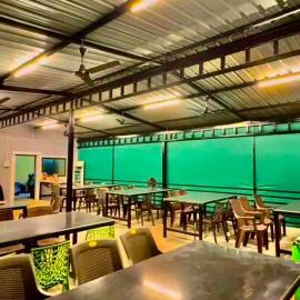 The Greenwood Resort, hotell i Dhamni