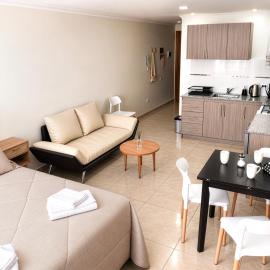 Domus Suite, готель у місті Некочеа