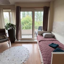 Modern Studio with Garden Terrace near EU District
