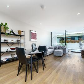 Elegant Apartment in Kingston Foreshore - Hosted by Canstay