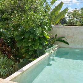 Private House with Pool, 2 Bedrooms, Parking & 2 Free Bikes, hotel a Valladolid