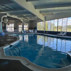 Twin City Inn & Suites