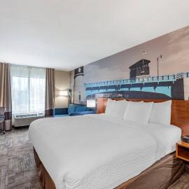 Clarion Pointe Racine - Mount Pleasant, khách sạn ở Racine