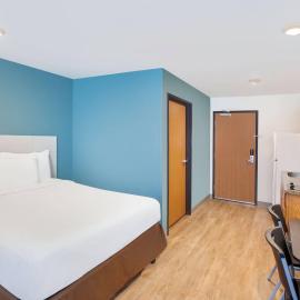 WoodSpring Suites Woodbridge Menlo Park Area, hotel di Metuchen