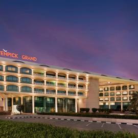 Mövenpick Grand Al Bustan