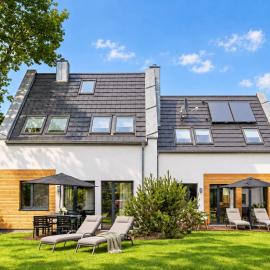 Wellness-Ferienhaus "Löwenzahn" mit Sauna, Kamin & Terrasse - ruhig am Ostseewald in Zingst