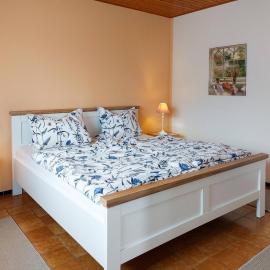 Ferienwohnung Rosenbach, Hotel in Flachslanden