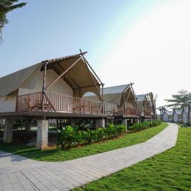 Starvalley Lakeside Glamping – hotel w mieście Puchong