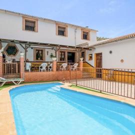 Cortijo El Prado Villanueva de Algaidas by Ruralidays, Hotel in Villanueva de Algaidas
