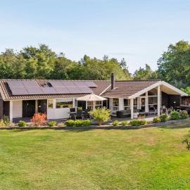 Holiday Home Arisa - 300m from the sea by Interhome, hotel en Gedser