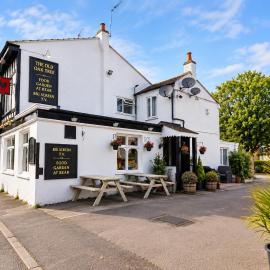 Old Oak Tree Inn