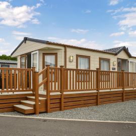 Lodge 43 - Uk47517, hotel Carnabyban