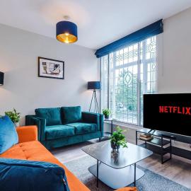 Elysee Suites، فندق في ساوثبورت