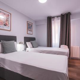 Hostal Guzman El Bueno by gaiarooms