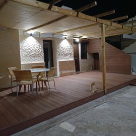 Sarantis House
