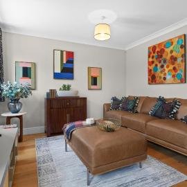 A Modern Stylish Home in Leafy Berryfields - Pass the Keys