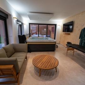 SPA Privatif avec Jacuzzi, Sauna, Chambre