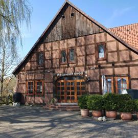 de Dönze, hotel a WÃ¶lpinghausen