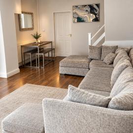 Brennan stays contractor professional Friendly
