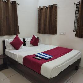 Hotel Bhasmaarti Inn