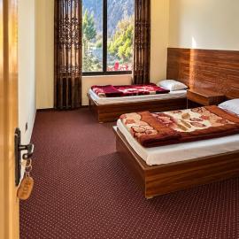 The Altitude Diaries retreat by Fatima, Hotel in Gulmit