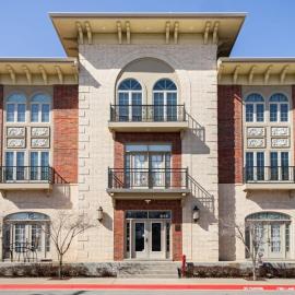Upscale Condo, only one block to The Square