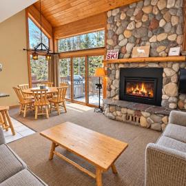 3BR Ski-In/Ski-Out Townhome | In-Unit Sauna, hotel en Lutsen