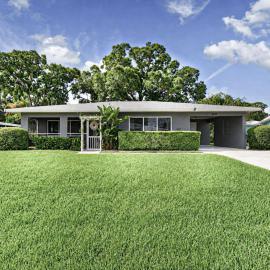 Heart of Vero- 3BR Near Beaches, Pets plus EV OK