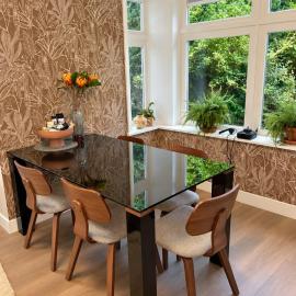 Wonenmeteenknipoog, Groningerweg 23, hotel en Peize