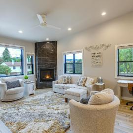 Pet-Friendly, Walkable Spearfish Townhome w/ Yard, hotel em Spearfish