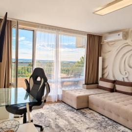 Apartment in a Resort with 6 Pools, Top Floor, Stunning Sunset View