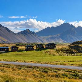 Aurora Cabins, hotel u gradu Hofn
