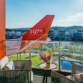 1975 Avenue & Hotel โรงแรมในKempas
