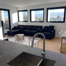 2026 Apartment - 3 bedrooms, 2 bathrooms, 2 car parks, 5 beds