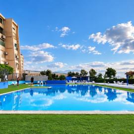 나하리야에 위치한 호텔 Jacuzzi Pool and Sunset by the Sea