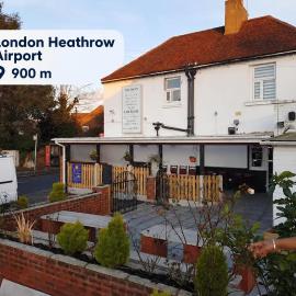 Swan Inn, Heathrow Airport