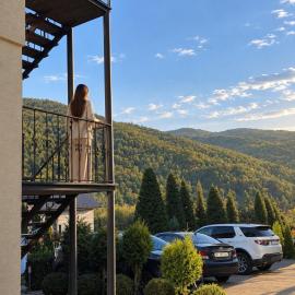 Садиба в горах, hotel Királyfiszálláson