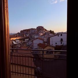 La bella vista, מלון בBella