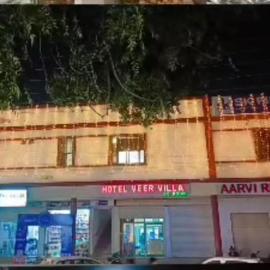 Hotel Veer Villa, hotel di Sūjāngarh