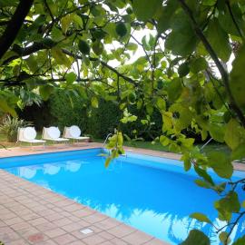 Villa Jasmine con piscina privata, hotell i Donnalucata