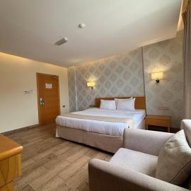 Sama Muscat Hotel, hotel i Al Khawḑ