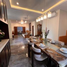 Modern 5BR Luxury Villa with Pool & Rooftop - 100m from Sanur Beach