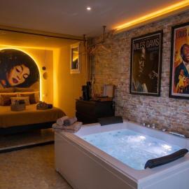 Le Harlem - Jacuzzi privé & Parking, hotel a Mulhouse