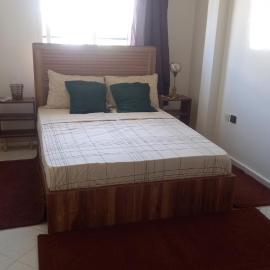 Appartement calme et confort entier à 10 mn de la corniche, une demie heur de stade d honneur