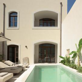 Fabrika Concept Suites, ξενοδοχείο στον Πάνορμο Ρεθύμνου