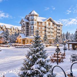 RF 219 Ski-InOut Hot Tub & Garage Sleeps 4