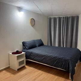 Charmant studio cosy privée, хотел в Дранси