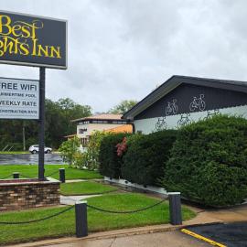 Best Nights Inn - Sparta, hotel i Sparta