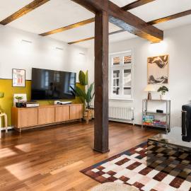 House Ellis - Fachwerk in der Altstadt - Garage, Wallbox, PS5